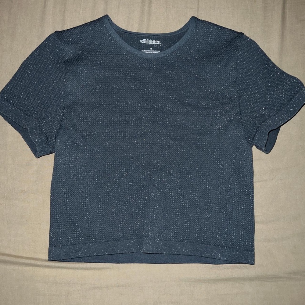 wide fable shirt